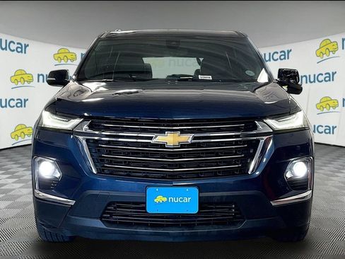 Used 2023 Chevrolet Traverse LT AWD/4WD image 2