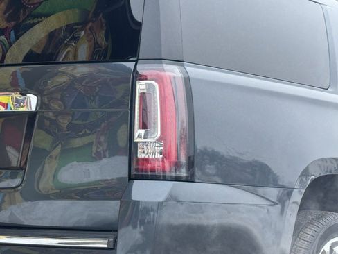 Used 2019 GMC Yukon XL Denali w/ Open Road Package image 13