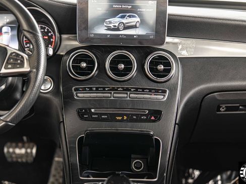 Used 2018 Mercedes-Benz GLC 43 AMG 4MATIC w/ Multimedia Package image 27