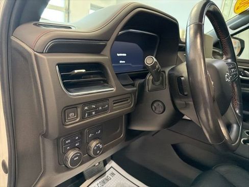 Used 2022 Chevrolet Suburban RST w/ Luxury Package AWD/4WD image 25