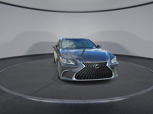 Used 2025 Lexus ES 350 w/ Premium Package FWD image 3