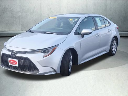 Used 2020 Toyota Corolla LE FWD image 22