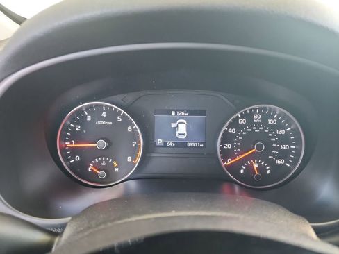 Used 2020 Kia Sportage LX image 11