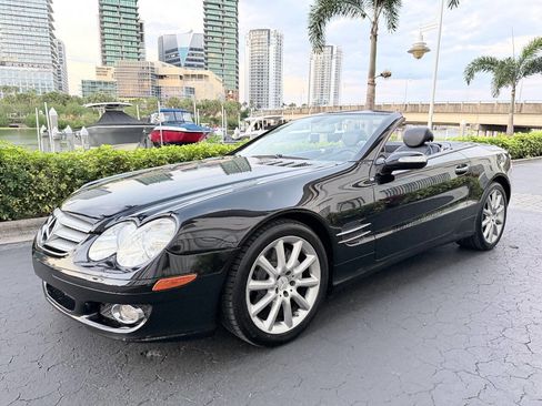 Used 2007 Mercedes-Benz SL 550 w/ Premium Pkg I image 2