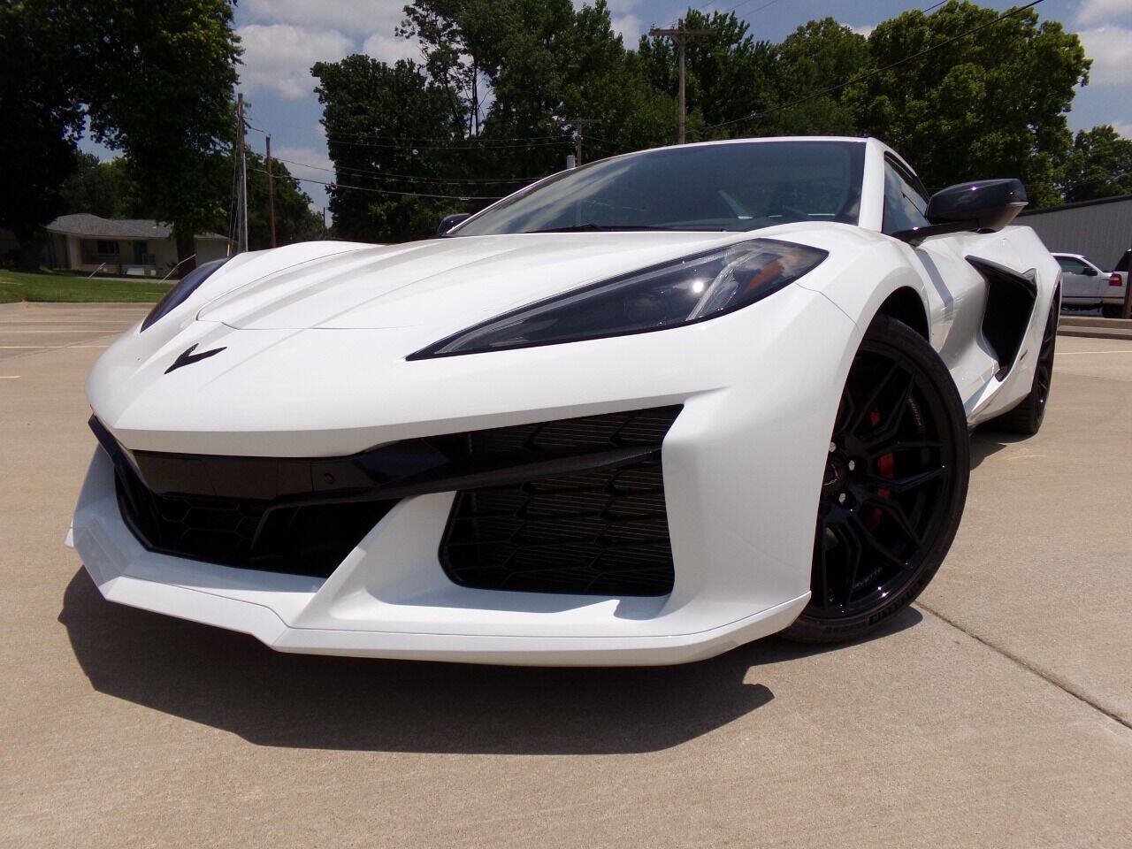 Used 2023 Chevrolet Corvette Z06 w/ Stealth Interior Trim Package RWD image 43