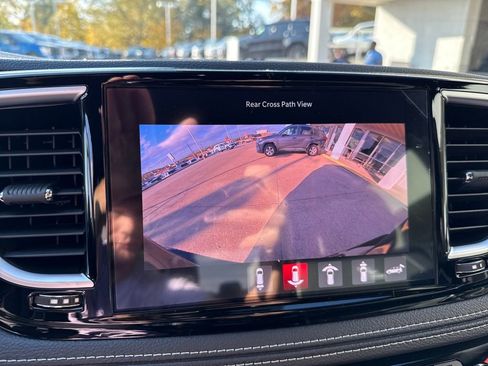 New 2026 Chrysler Pacifica Limited w/ S Appearance Package image 34