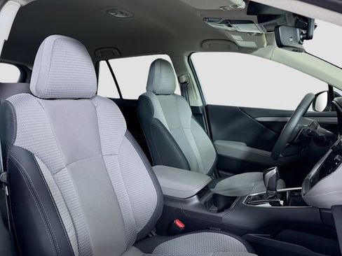 Certified 2025 Subaru Outback Premium AWD/4WD image 29
