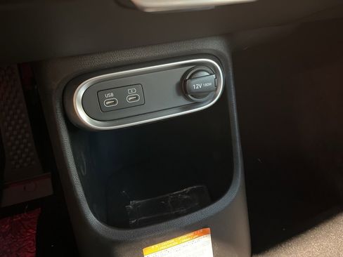 New 2024 Genesis GV60 RWD image 22