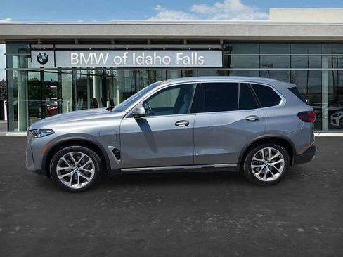 Used 2024 BMW X5 xDrive50e w/ Executive Package AWD/4WD image 4