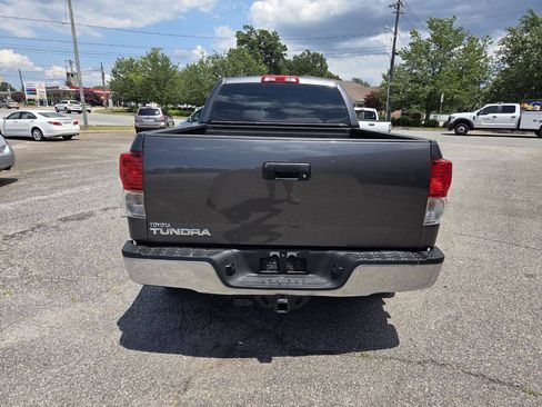 Used 2012 Toyota Tundra 2WD Double Cab w/ Tow Pkg image 4