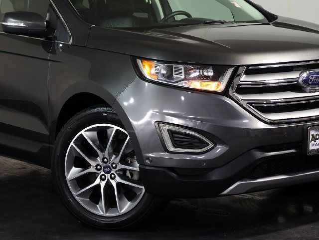 Used 2018 Ford Edge Titanium w/ Equipment Group 302A AWD/4WD image 8