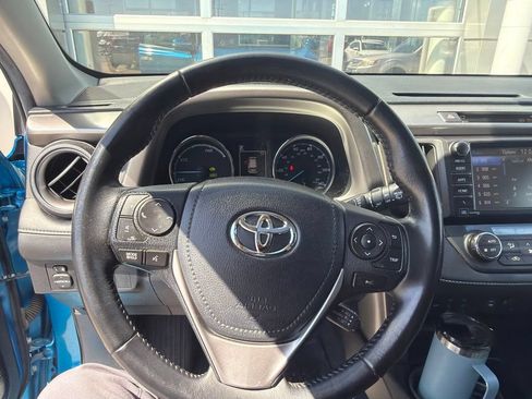 Used 2017 Toyota RAV4 Limited w/ Advanced Technology Package AWD/4WD image 15
