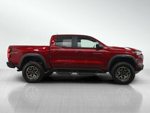 Used 2024 Chevrolet Colorado ZR2 w/ Technology Package AWD/4WD image 6