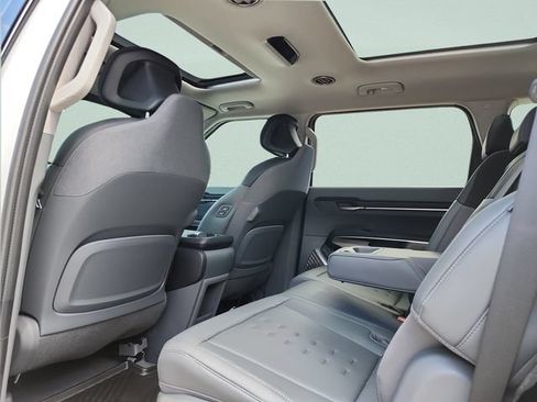 New 2026 Kia EV9 Wind AWD/4WD image 16