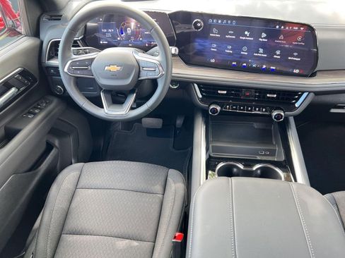 New 2026 Chevrolet Suburban LS w/ LS Custom Edition RWD image 28