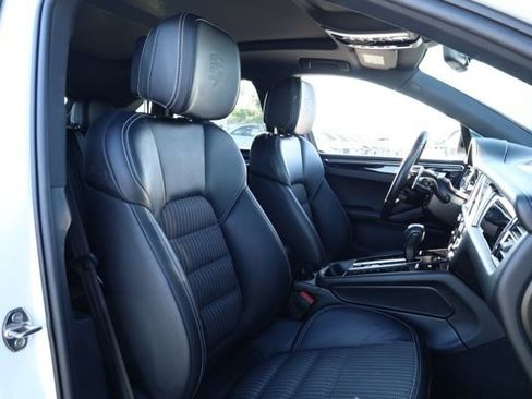 Used 2024 Porsche Macan Turbo image 31