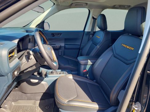 New 2025 Ford Maverick Tremor image 9