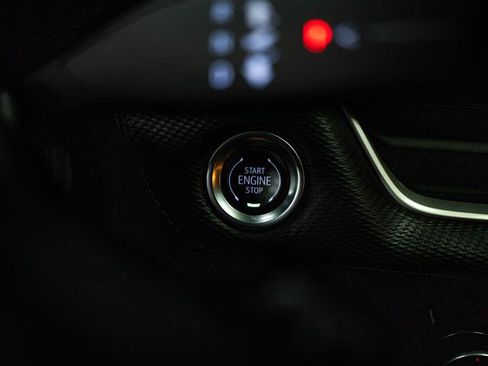 Used 2025 Chevrolet Equinox LT image 18