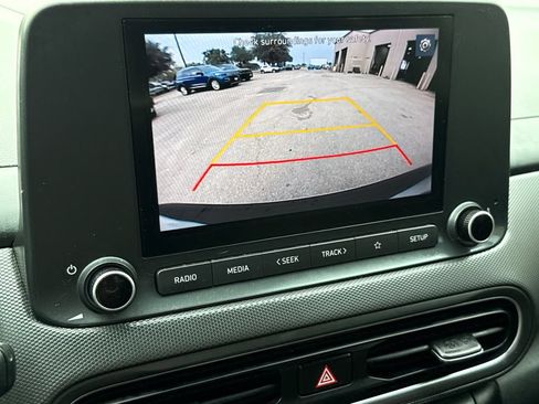 Used 2023 Hyundai Kona SEL AWD/4WD image 24