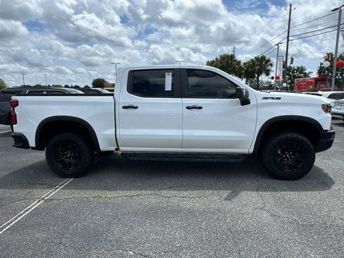 Used 2024 Chevrolet Silverado 1500 ZR2 AWD/4WD image 2