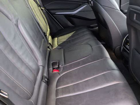 Used 2021 BMW X5 sDrive40i w/ M Sport Package image 22