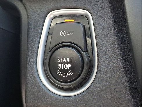 Used 2015 BMW 328i xDrive Sedan AWD/4WD image 25