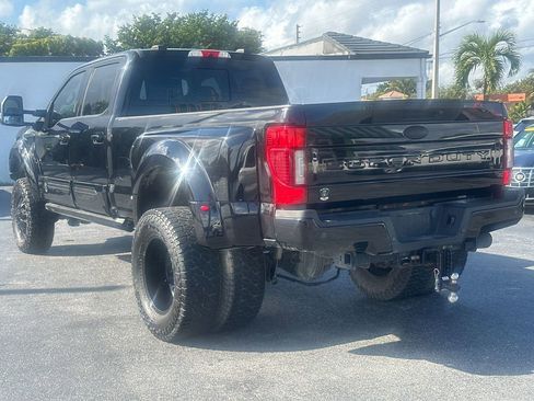 Used 2021 Ford F350 Lariat w/ Lariat Ultimate Package image 3