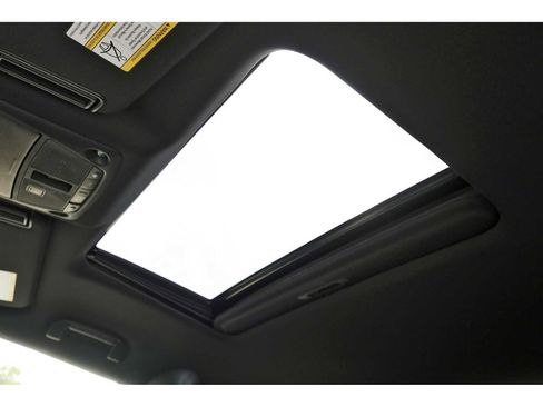 Used 2024 Nissan Armada SL w/ Midnight Edition Package image 31