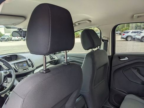Used 2014 Ford Escape SE FWD image 19