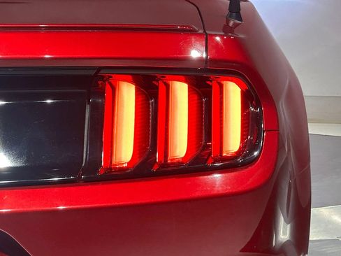 Used 2015 Ford Mustang Convertible w/ Equipment Group 051A RWD image 33