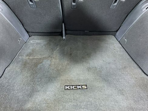 Used 2021 Nissan Kicks S image 62