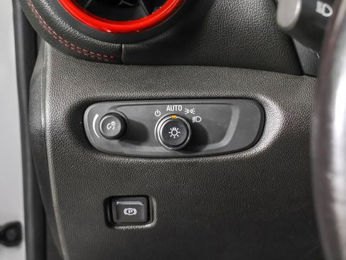 Used 2019 Chevrolet Blazer RS image 29