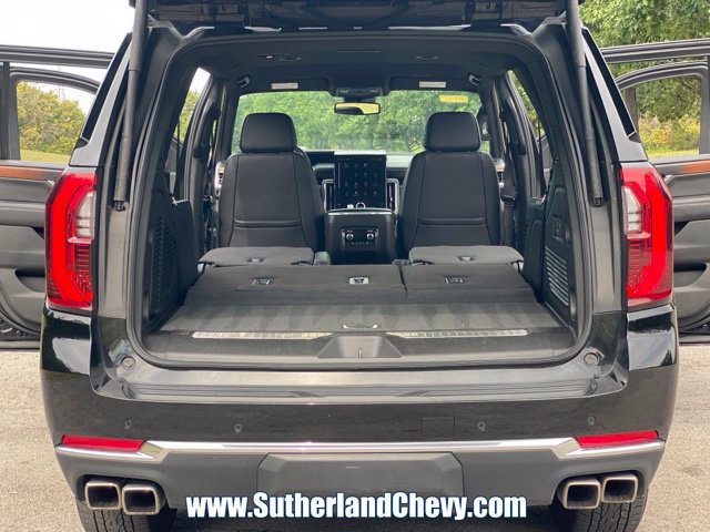 Used 2025 GMC Yukon Denali AWD/4WD image 49