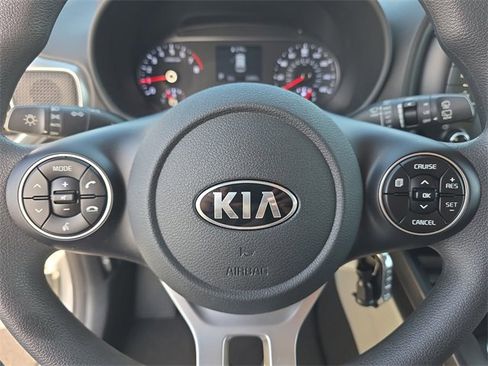 Used 2021 Kia Soul LX image 30