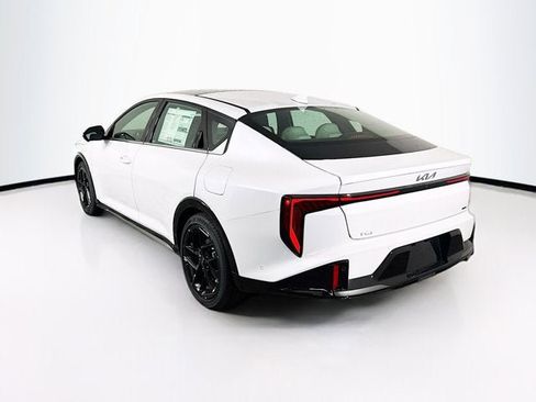 New 2025 Kia K4 GT-Line Turbo image 7