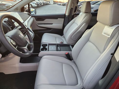 New 2026 Honda Odyssey EX-L image 10