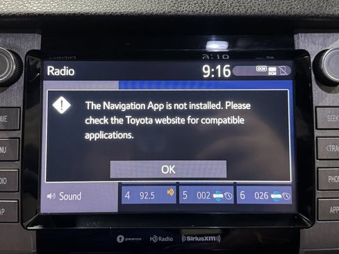 Used 2020 Toyota Tundra SR5 w/ TRD Off-Road Package AWD/4WD image 28