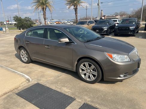 Used 2012 Buick LaCrosse Leather image 3