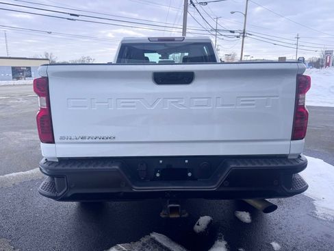Used 2024 Chevrolet Silverado 2500 W/T w/ WT Fleet Convenience Package image 4