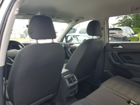 Used 2024 Volkswagen Tiguan S FWD image 11