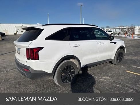 Used 2021 Kia Sorento S w/ Panoramic Sunroof Package image 11