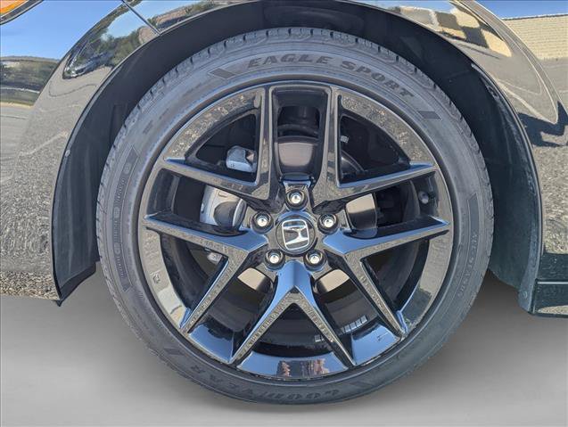Used 2023 Honda Civic Sport image 9