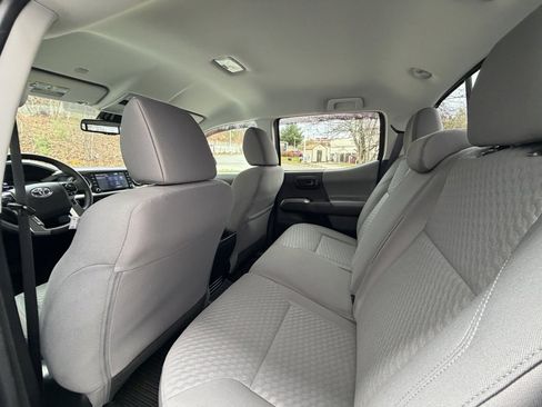 Used 2022 Toyota Tacoma SR5 image 11