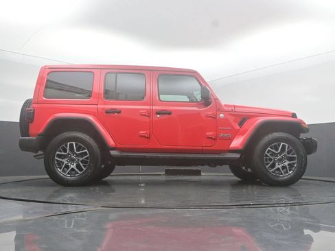Used 2024 Jeep Wrangler Unlimited Sahara w/ Technology Group AWD/4WD image 56