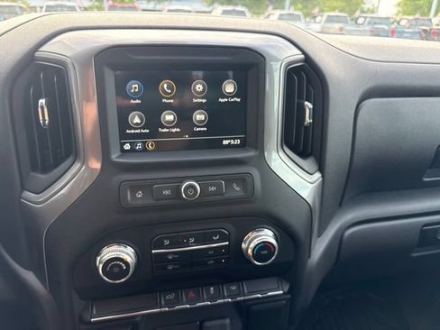 Used 2019 GMC Sierra 1500 2WD Crew Cab w/ Convenience Package image 12