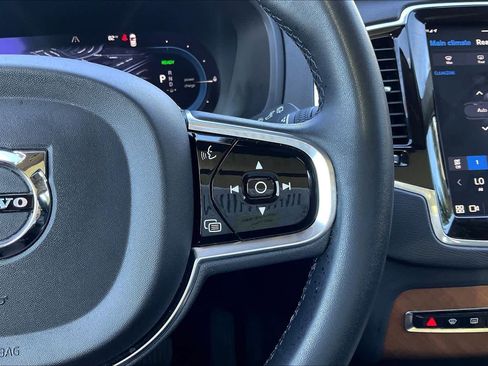 Used 2023 Volvo XC90 T8 Plus w/ Protection Package image 22