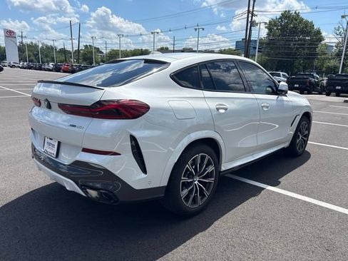 Used 2024 BMW X6 xDrive40i w/ Premium Package AWD/4WD image 5