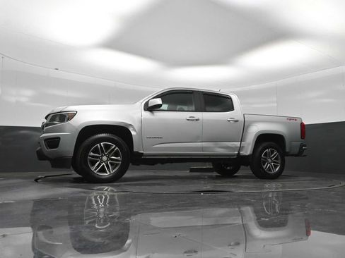 Used 2020 Chevrolet Colorado W/T w/ Custom Special Edition AWD/4WD image 21