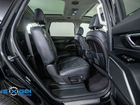 Used 2025 Kia Telluride SX Prestige AWD/4WD image 38