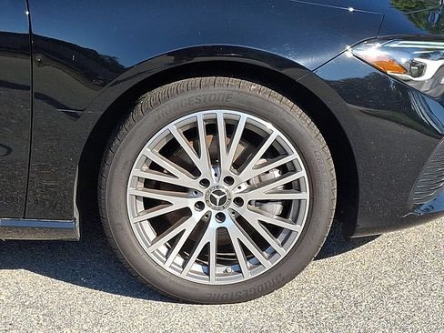Used 2025 Mercedes-Benz CLA 250 4MATIC image 8